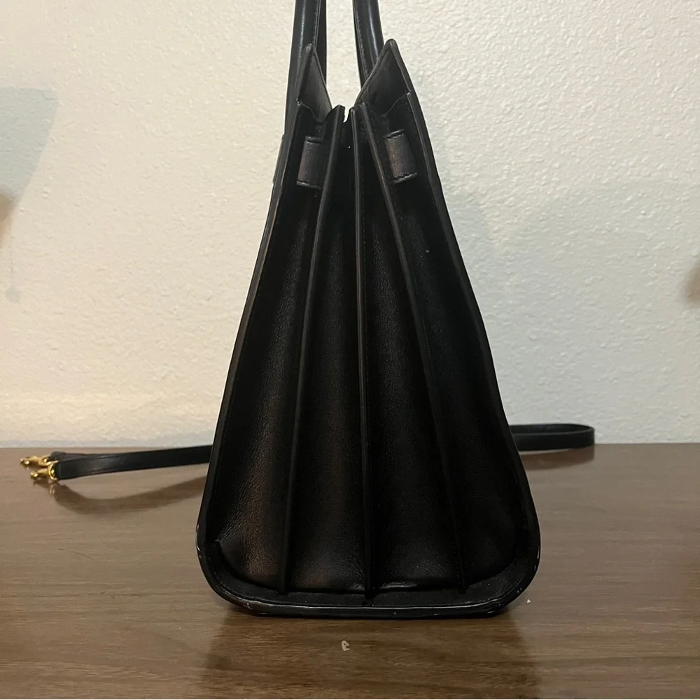 Saint Laurent Sac De Jour Small Black with Gold Hardware - Picture 4 of 16